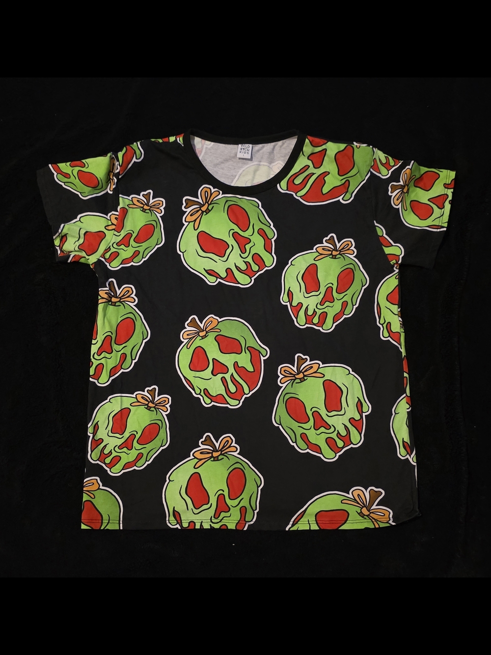 Disney Evil Queen Poison Apple Short Sleeve Adult Tee